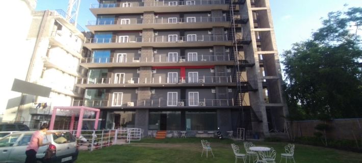 Hotel Aarkay Palace Hotels in Noida