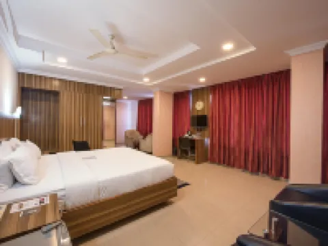 Hotel Green Park Suites Hotels in Manipal