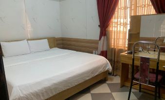 Phung Hoang Hotel