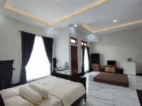 Saira Hotel Dan Homestay Syariah - Mountain view