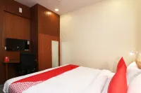 Hotel Meerut International