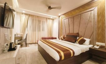 4. Hotel CJ..