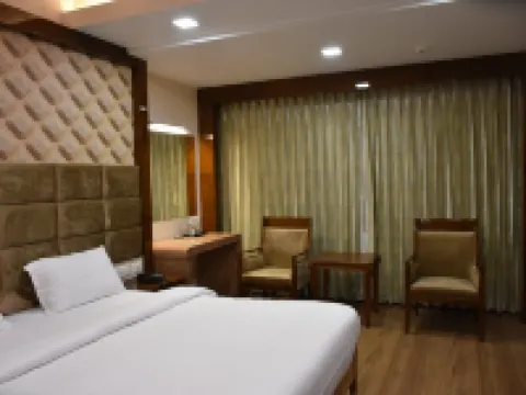 Sri Ram Grand Inn Hotels in Tirunelveli