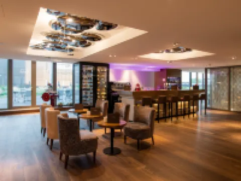 호텔 일유스터 - 어반 & 로컬 유스터 호텔