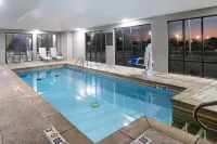 Garner Hotel OKLAHOMA CITY - QUAIL SPRINGS by IHG - Pool