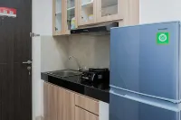 Comfort and Homey Studio Room at Serpong Garden Apartment By Travelio Hotels in Cisauk