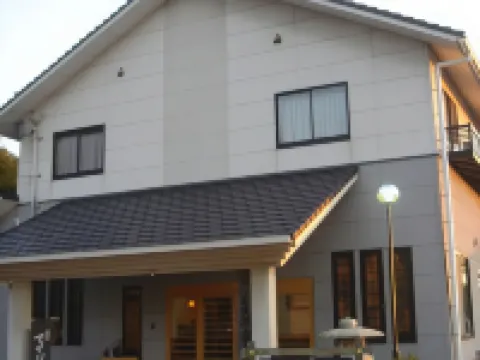 Sazanami โรงแรมในนิชิโอะ