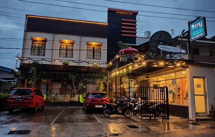 My Place Guest House Manado