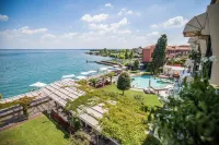 Grand Hotel Terme Sirmione - Beach