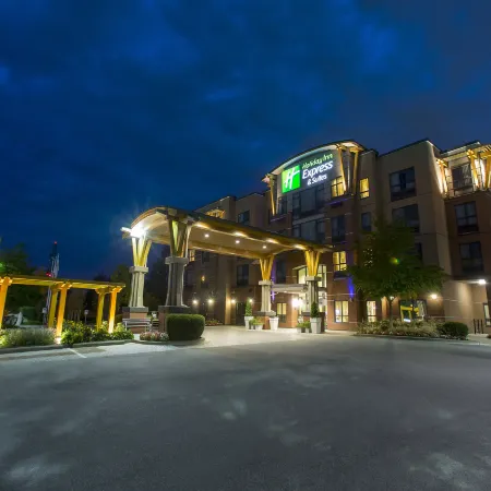 Holiday Inn Express & Suites Riverport Richmond by IHG