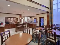 โรงแรมสเตย์บริดจ์ สวีทส์ อินเดียนาโพลิส-คาร์เมล บาย IHG - พร้อมอาหารเช้า