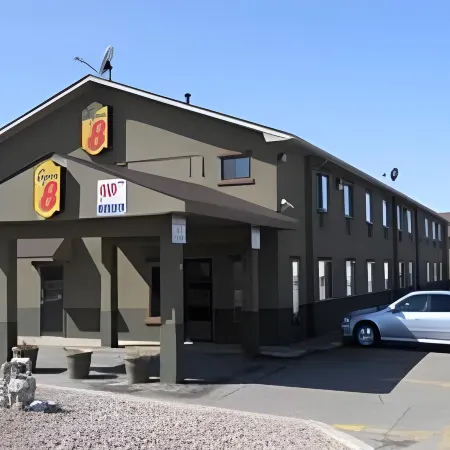 Super 8 by Wyndham Colby