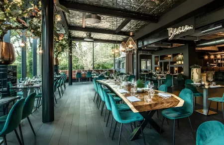 Hotel Wicc Отели рядом со станцией Rhenen