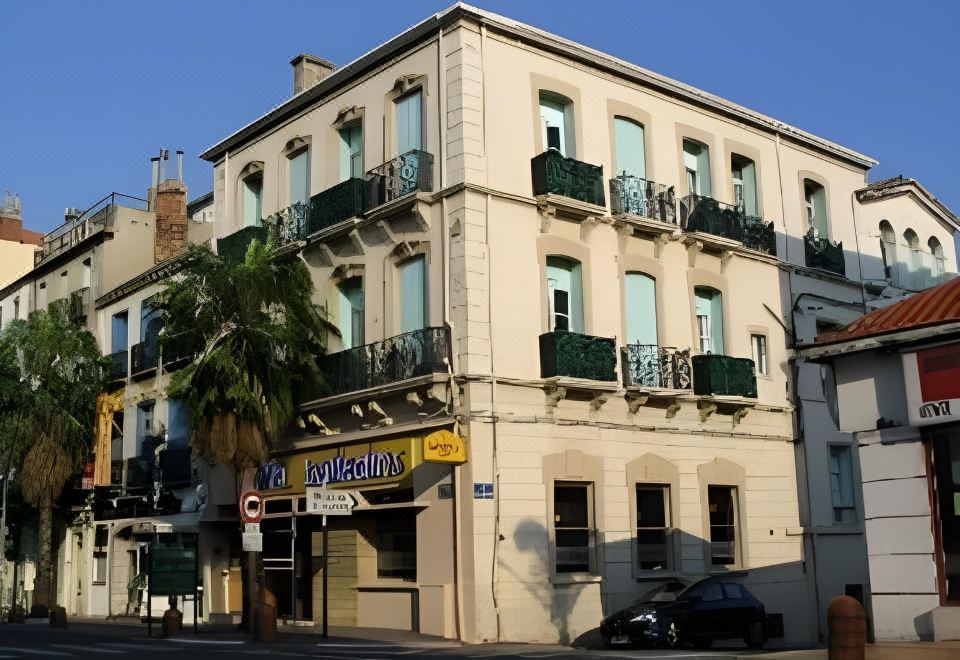 hotel overview picture