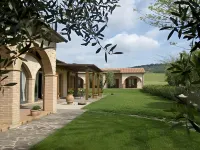 Bio Agriturismo le Cascatelle - Farmhouses