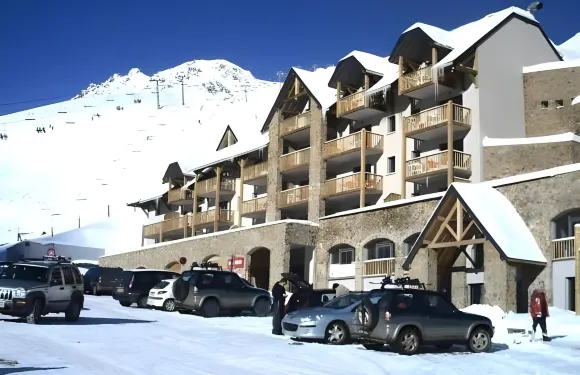 圖爾馬萊摩爾高爾夫酒店