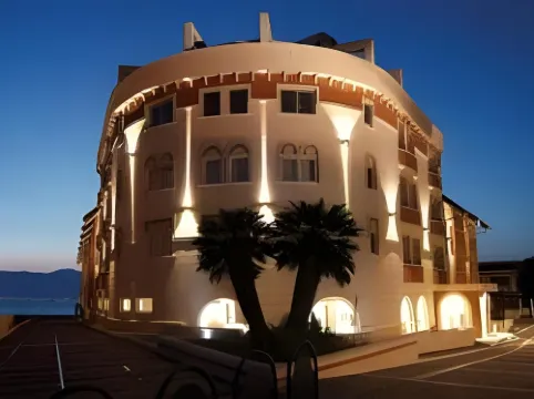 에' 호텔 레조 디 칼라브리아