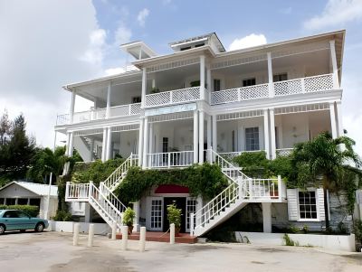 Hotel Exterior The Great House Inn Photo