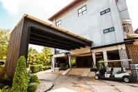 Ramada by Wyndham Aonang Krabi Hotel di Krabi