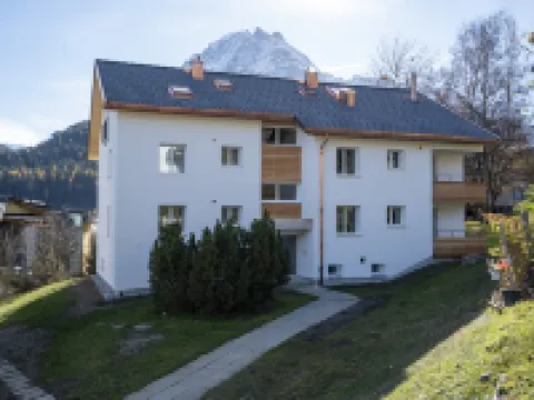 Ferienwohnung Lanius Hotels in Scuol