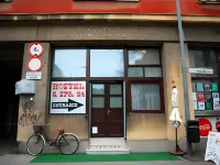 Hostel 24