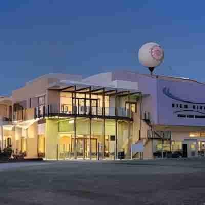 Rich River Golf Club Hotel Exterior