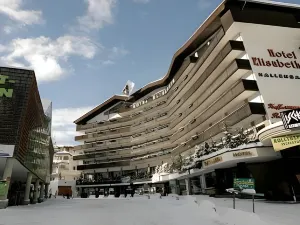 Elizabeth Arthotel