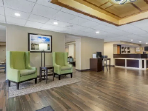 Comfort Inn Herndon-Reston Hotels in Herndon