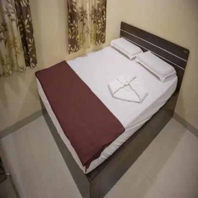 Shri Vasant Lodge - 2-Star