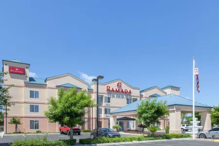 Howard Johnson by Wyndham Traverse City