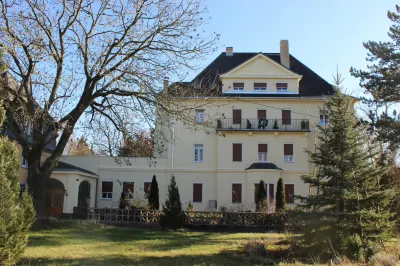 Spending a Splendid, All Natural Time at a Mansion Hotel di 