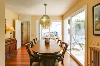 시체스에서 10분 거리, 프라이빗 가든과 수영장이 있는 집