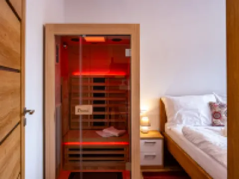 Large Mandala +Sauna Hotels in Karlovy Vary District