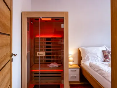 Large Mandala +Sauna Hotel dekat Klínovec
