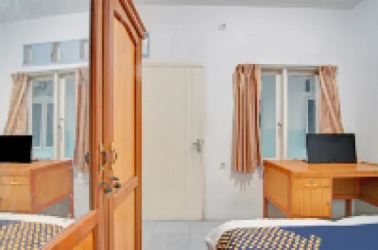 Hotel O Arsen House Hotel di Marpoyan Damai