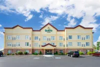 Quality Suites Hotels in Indianapolis