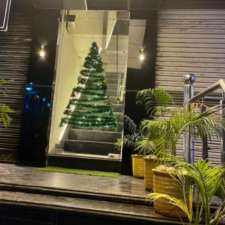 Hotel Karnal Inn