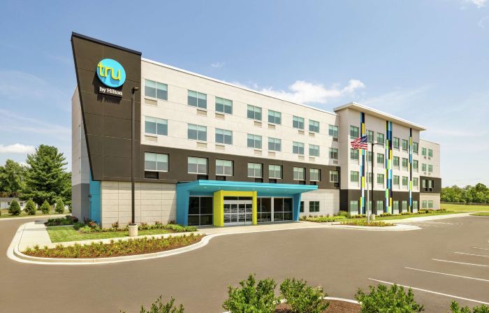 Tru by Hilton Martinsburg