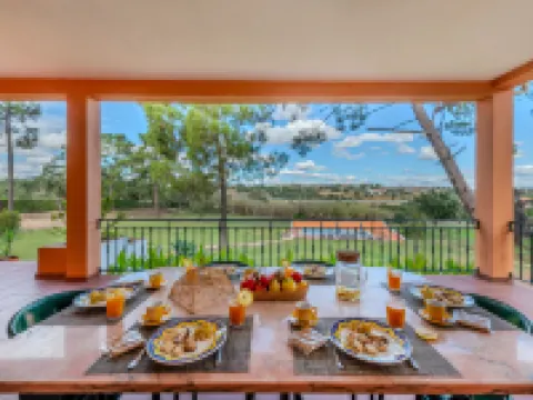 Do Pinhal Hotéis em Pera