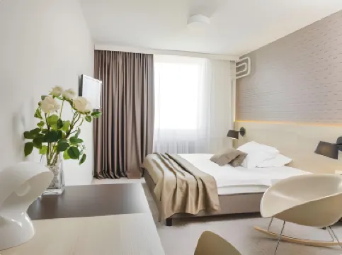 B&B Hotel Ljubljana Park Hotel berhampiran Triple Bridge