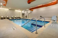 Cambria Hotel Milwaukee Downtown - Pool