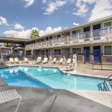 Best Western Shadow Inn