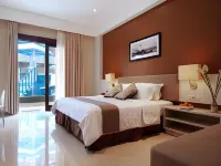 MENARA LAUT HOTEL