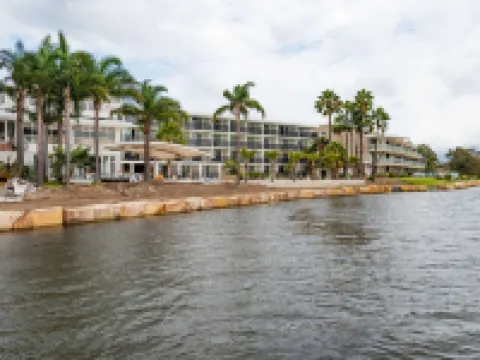 The Beachcomber Hotel & Resort, Ascend Hotel Collection Hotels in Wyong