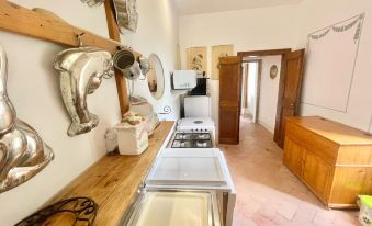 Exclusive Pool - Wondrous Views - Biological Gardens - Pool House - 12 Guests