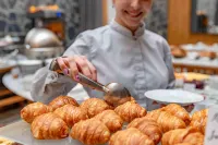 Las Hayas Ushuaia Resort - breakfast