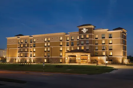 Homewood Suites by Hilton West des Moines/SW-Mall Area Отели рядом с достопримечательностью «Clive Elementary School»