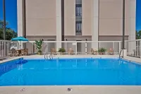 Hampton Inn Huntington/Barboursville - piscina