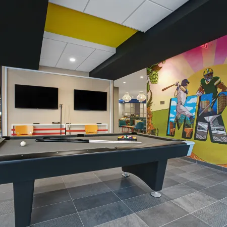 Tru by Hilton Milwaukee Downtown