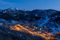 PERFECT LOCATION: Slope Side Park City Condo